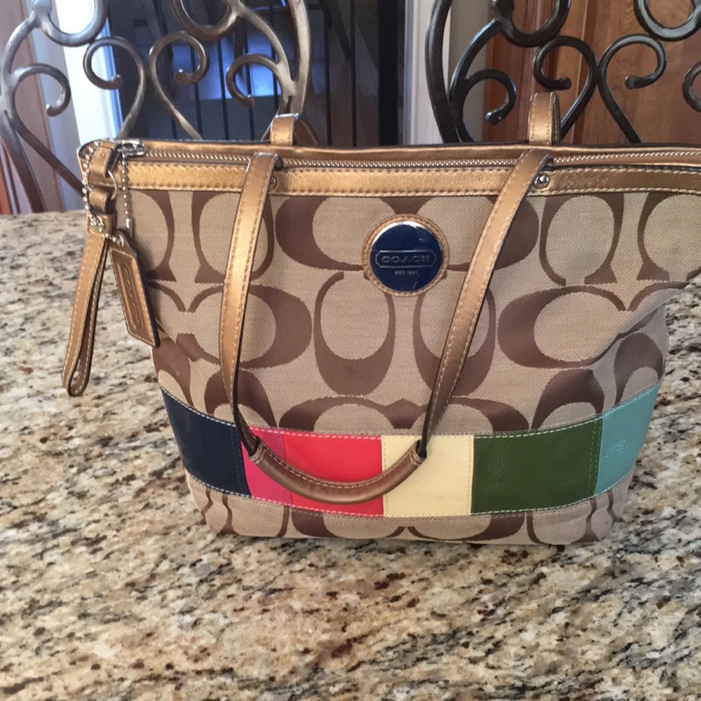 Coach Bag -nice colors!
